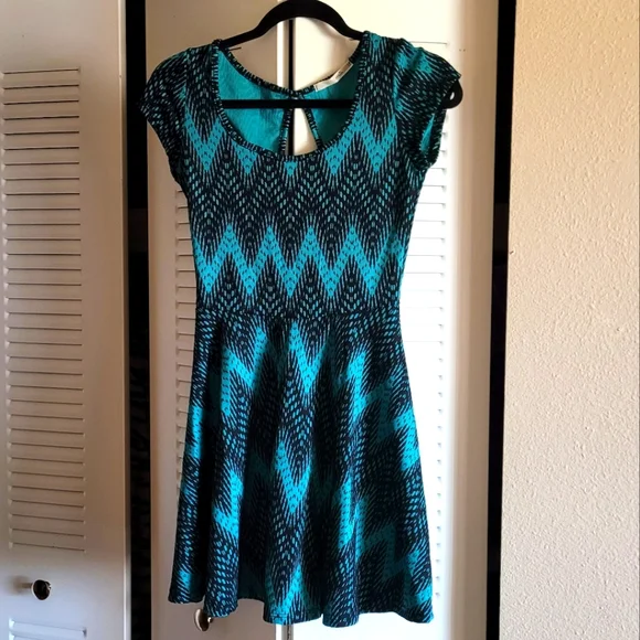 Mia Blue and Black Chevron Print Dress - Picture 1 of 4